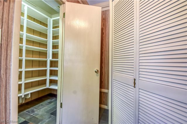 8905 Spring Valley Drive, Mentor, OH 44060