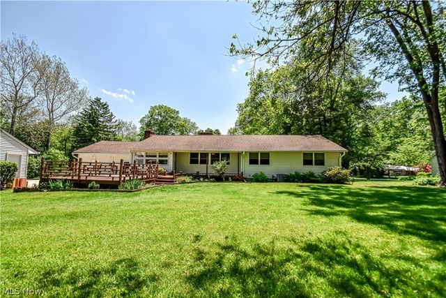 8905 Spring Valley Drive, Mentor, OH 44060