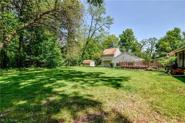 8905 Spring Valley Drive, Mentor, OH 44060