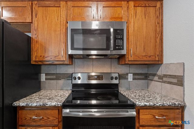 718 N 1st Street, Temple, TX 76501