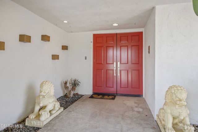 1520 Rugby Circle, Thousand Oaks, CA 91360