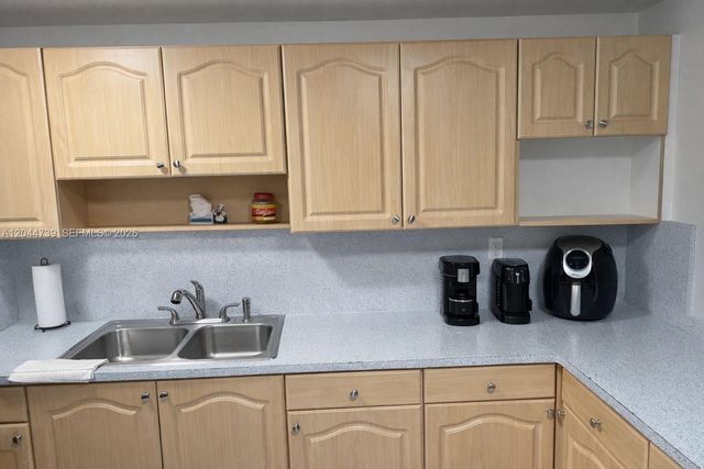 10090 NW 80th Court 1540, Hialeah Gardens, FL 33016