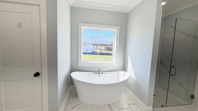 228 Newsom Dr, Houma, LA 70360
