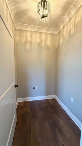 228 Newsom Dr, Houma, LA 70360