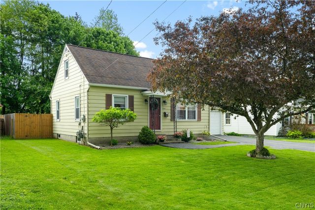 5464 Kenwood Road, Marcy, NY 13403