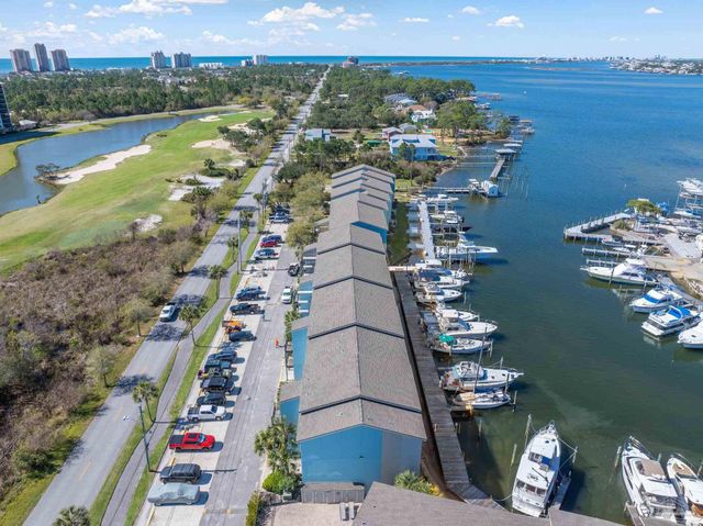 14100 River Rd 324B, Pensacola, FL 32507