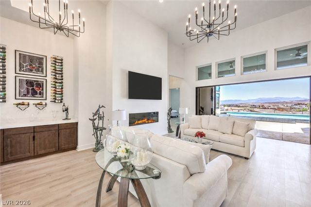 168 Tre Pietre Street, Henderson, NV 89011