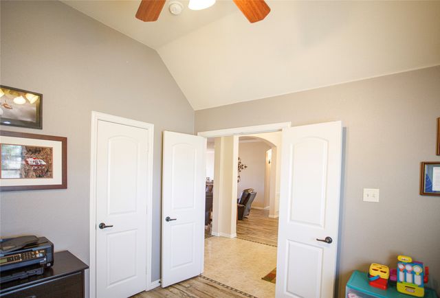 818 N Tejas Drive, Sanger, TX 76266