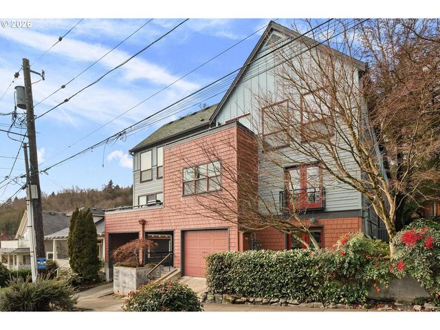 5047 Sw VIEW POINT Ter C, Portland, OR 97239