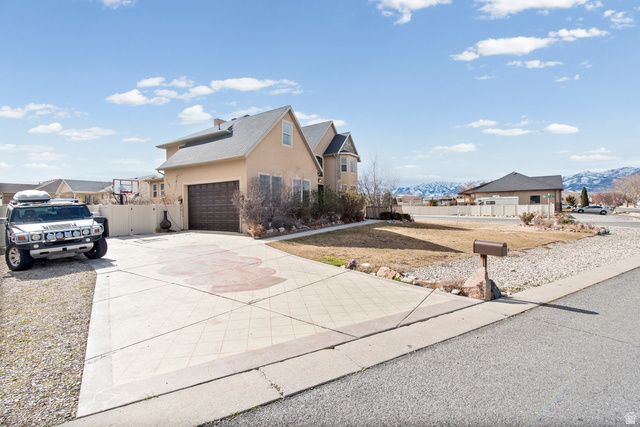 122 E BOX ELDER DR, Grantsville, UT 84029