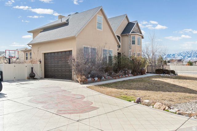 122 E BOX ELDER DR, Grantsville, UT 84029