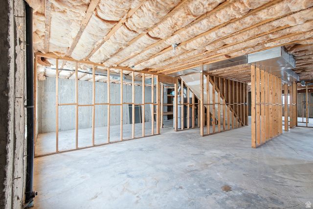 122 E BOX ELDER DR, Grantsville, UT 84029