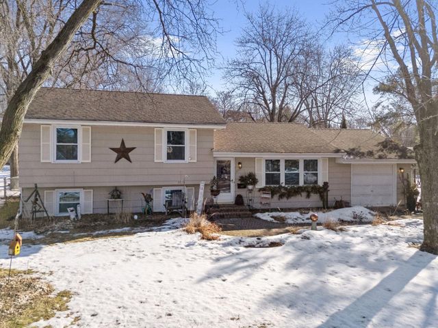 8717 Oxborough Avenue S, Bloomington, MN 55437