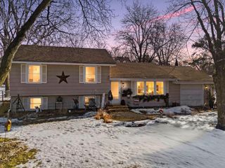 8717 Oxborough Avenue S, Bloomington, MN 55437