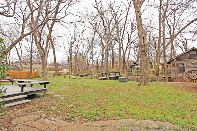 1810 Harned Drive, Bartlesville, OK 74006