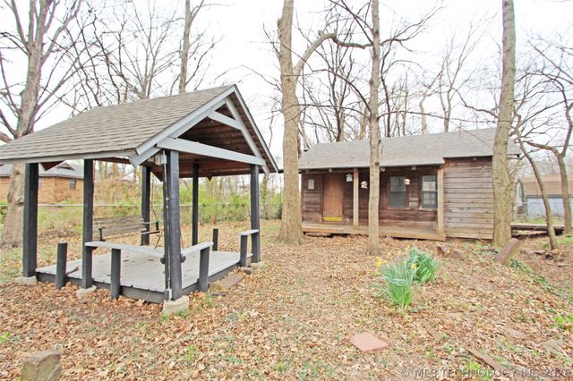 1810 Harned Drive, Bartlesville, OK 74006