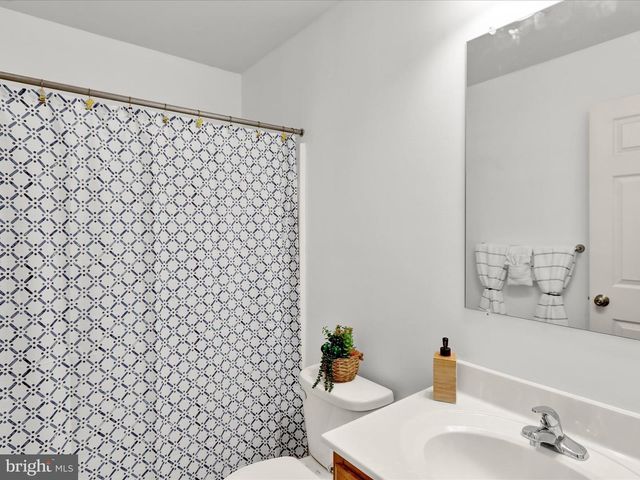 1011 JEAN AVE, Temple, PA 19560