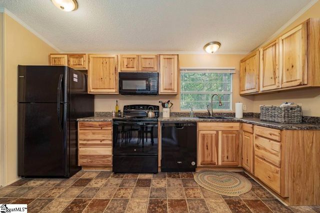 84/86 Benson Road, Travelers Rest, SC 29690