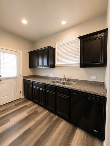 2024 Belshire Court, Fort Worth, TX 76140