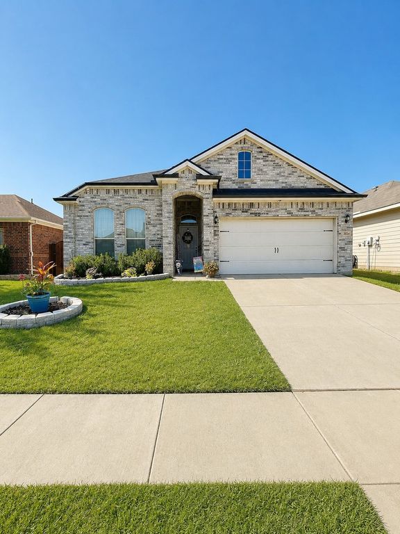 2024 Belshire Court, Fort Worth, TX 76140