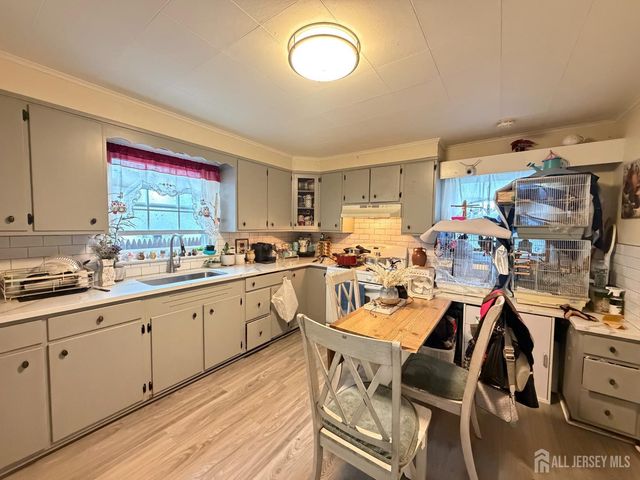 120 Main Street, Sayreville, NJ 08872