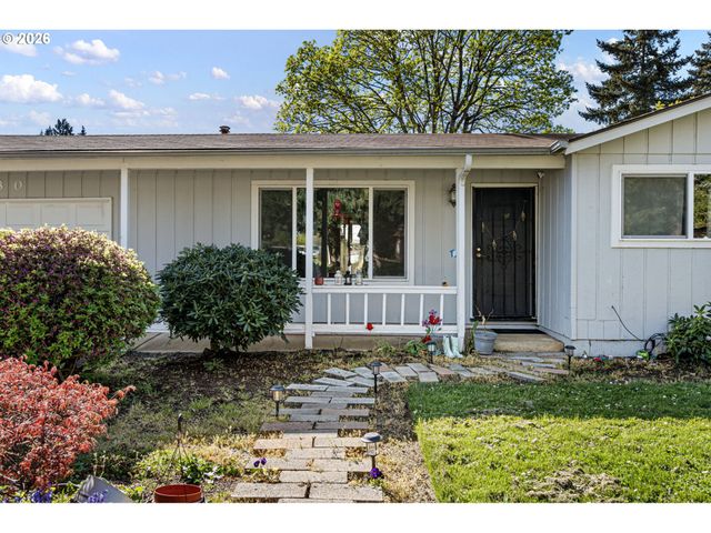 1580 BRITTANY St, Eugene, OR 97402