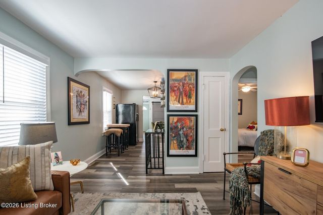 720 Gheens Ave, Louisville, KY 40214