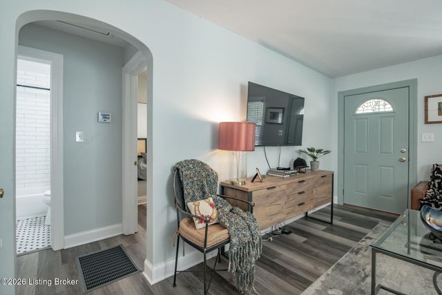 720 Gheens Ave, Louisville, KY 40214