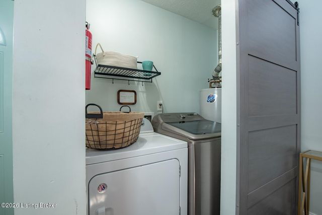 720 Gheens Ave, Louisville, KY 40214