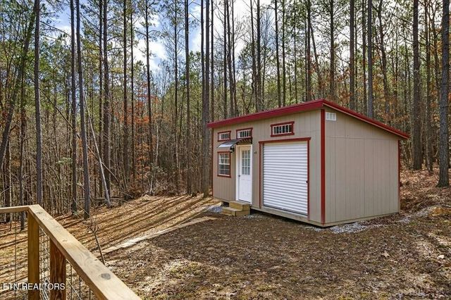 1780 Wolfhaven Rd, Spencer, TN 38585