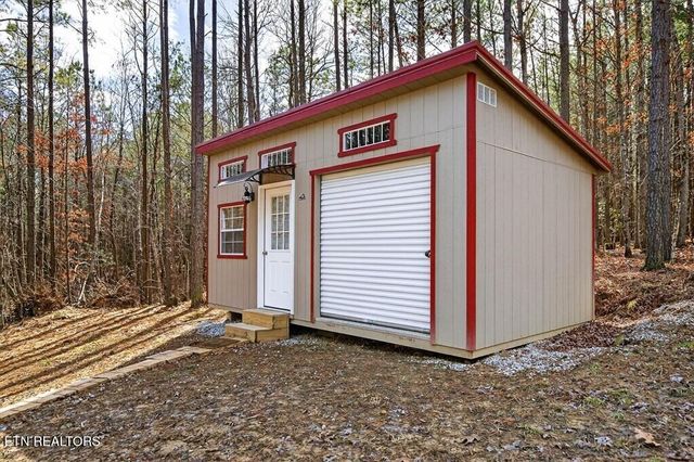 1780 Wolfhaven Rd, Spencer, TN 38585