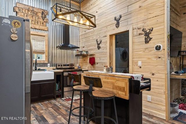 1780 Wolfhaven Rd, Spencer, TN 38585