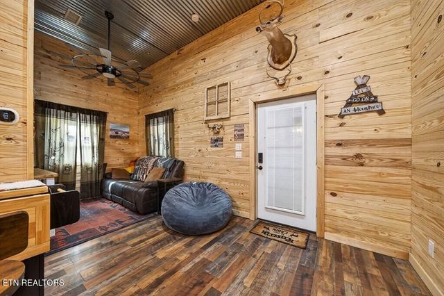 1780 Wolfhaven Rd, Spencer, TN 38585