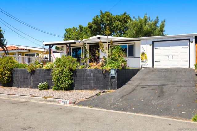 628 San Miguel St, Spring Valley, CA 91977