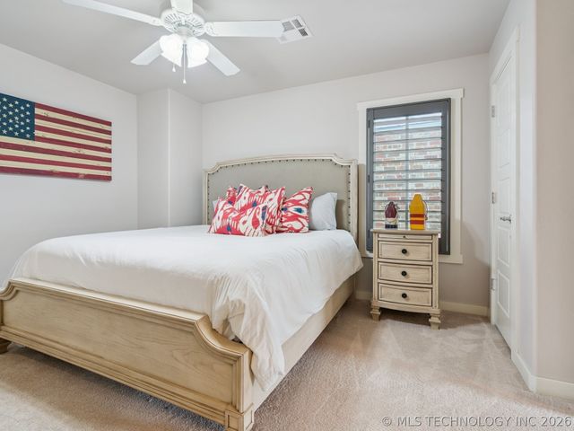 13 Redbud Street, Carlton Landing, OK 74432