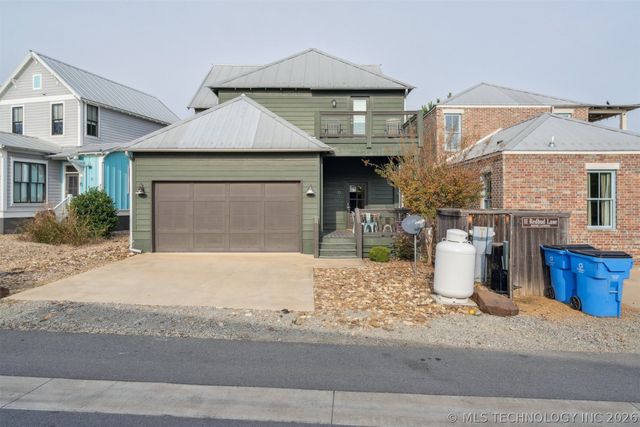 13 Redbud Street, Carlton Landing, OK 74432
