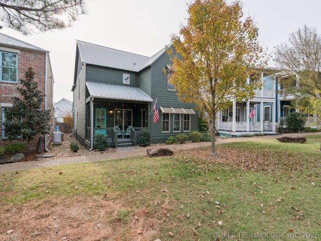13 Redbud Street, Carlton Landing, OK 74432
