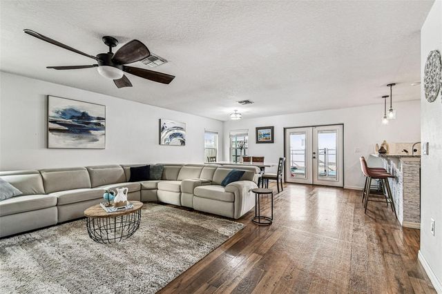 10403 LAGUNA PLAINS DRIVE, Riverview, FL 33578