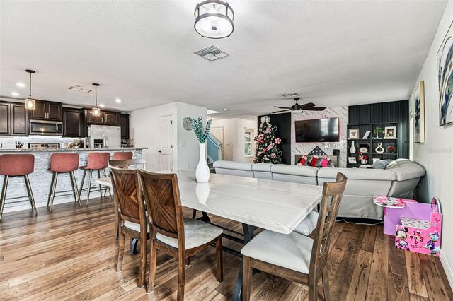 10403 LAGUNA PLAINS DRIVE, Riverview, FL 33578