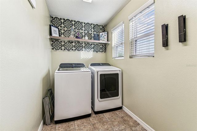 10403 LAGUNA PLAINS DRIVE, Riverview, FL 33578