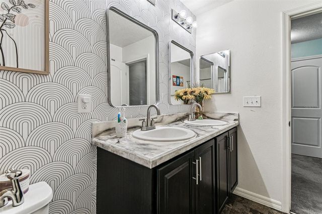 10403 LAGUNA PLAINS DRIVE, Riverview, FL 33578