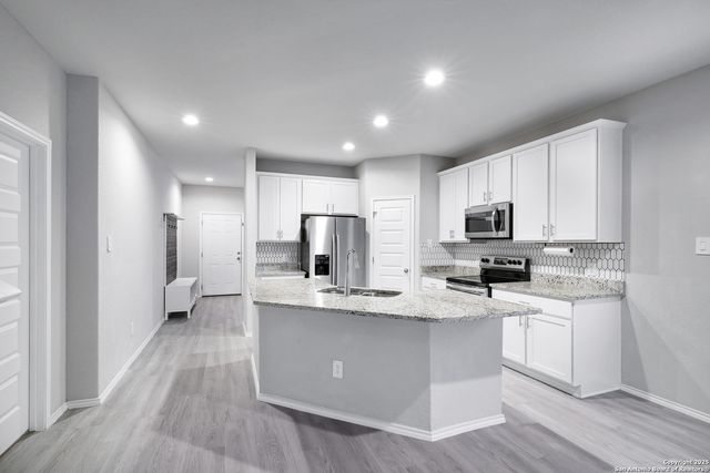 13031 Heathers Sun, St Hedwig, TX 78152