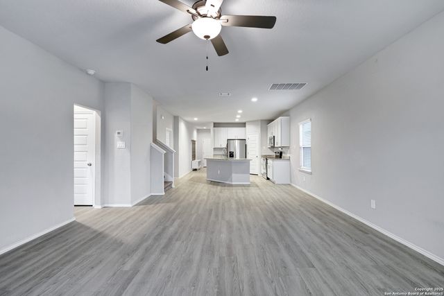 13031 Heathers Sun, St Hedwig, TX 78152