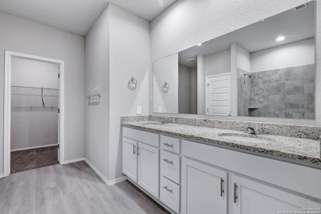 13031 Heathers Sun, St Hedwig, TX 78152