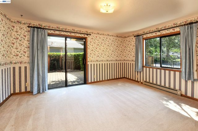 1002 El Curtola Blvd, Lafayette, CA 94595