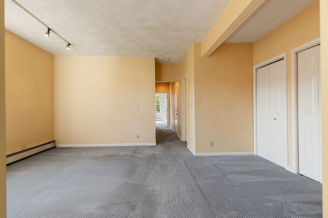 42 Broad St 3, Salem, MA 01970