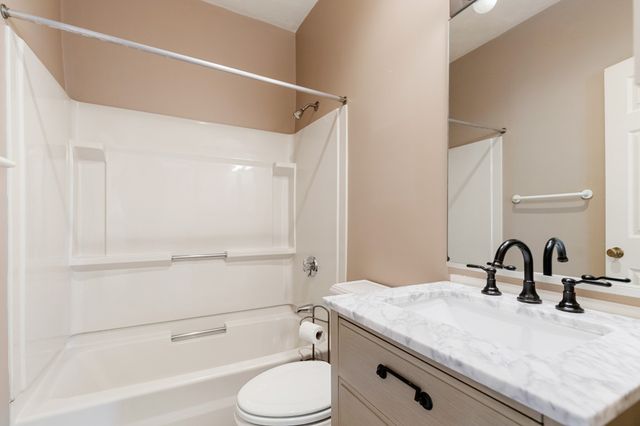 42 Broad St 3, Salem, MA 01970