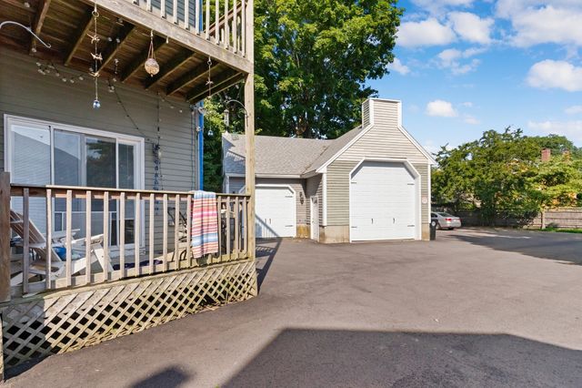 42 Broad St 3, Salem, MA 01970