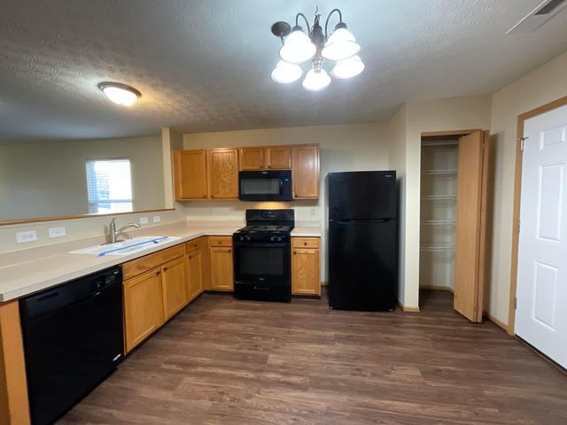 7474 Canal Highlands Boulevard, Canal Winchester, OH 43110