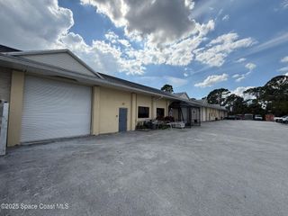 7622 Emerald Drive, Unit 5 (2,498 Sf), West Melbourne, FL 32904